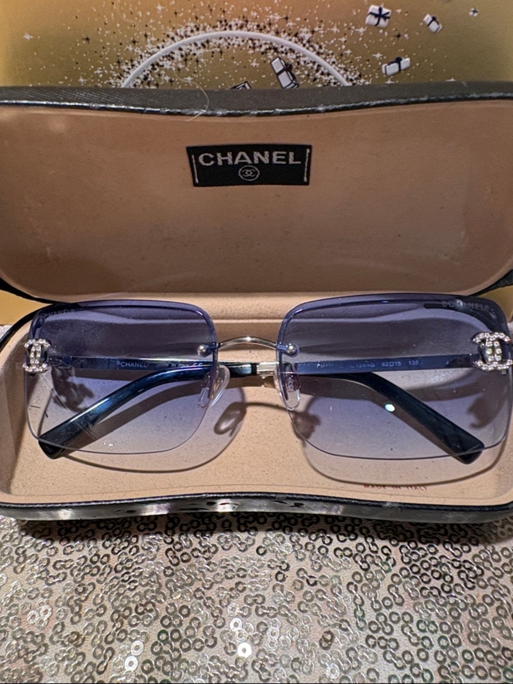 Fashion Blue Gradient Rimless Sunglasses with Crystal CC Temples